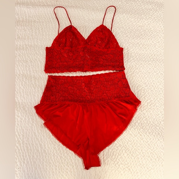 Alana Gale Other - Vintage Elegant Red Lace High Waist Lingerie Set L XL